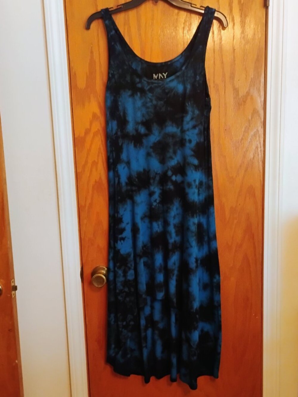 Sleeveless blue/black sundress